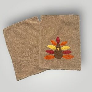 Lot/2 𝑯𝒂𝒏𝒅𝒎𝒂𝒅𝒆 Thanksgiving Turkey Hand Towel 🎁